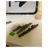3 Lead Navy Ships Model