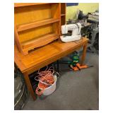 Dinning Room Table with Pull out Leaves