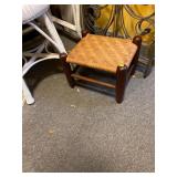 Stool Trashcan Atlas