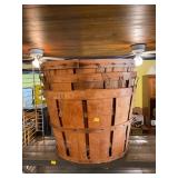 3 Bushel Baskets and Steamer Pot