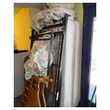 Oak Day Bed with Linens