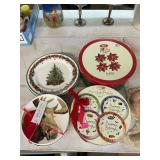 4 Sets of Christmas Plates