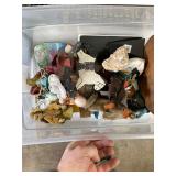 Vintage Collectible Box Lot