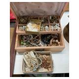 Vintage Jewelry Box with Jewelry