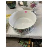 Royal Doulton Gravy  Boat and Casserole