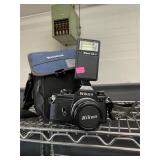 Nikon Camera with Nikon SB-E Flasher