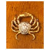 18 Karat Gold Crab Pin