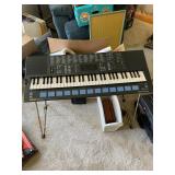 Yamaha Porta Sound PSS680 Keyboard
