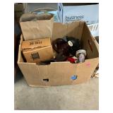 Vintage Miscellaneous Box Lot