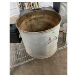 10gal Vintage Oyster House Pot