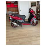 Qlink 2012 Rave 150 Scooter