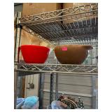 2 Vintage Pyrex Bowls