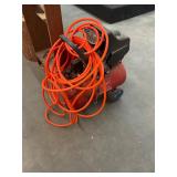 10 Gallon Air Compressor with Hose