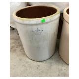 5 Gallon . Crock