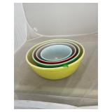 Set of Pyrex Nesting Bowls