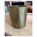 Earl Cockrell Burgess va Gallon Oyster Can