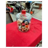 Tomï¿½s Jar with Sewing Thread