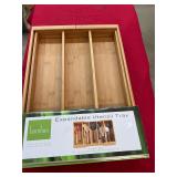 Expandable Utensil Tray