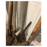 Shovels garden Tools  Lot
