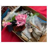 Miscellaneous Collectible Box Lot