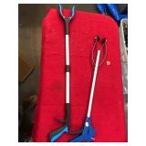 Hand-Held Reaching Grabbing Tool