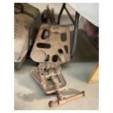 Pipe Vise on Tripod Stand