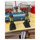 Pair of Hydraulic Jacks