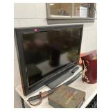 Vizio Television & Remote Control
