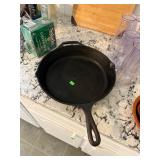 Large Lodge Cast Iron Pot