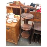 Foldable Small Wooden Stand