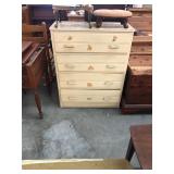 Vintage 4-Drawer Dresser