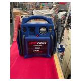 JNC 660 12 Volt Jump N Carry