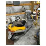 Manco Hornet 50 Moped Scooter