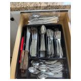 Stainless Flatware Set
