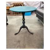 Punted Jelly Fish Vintage Wooden 3-Legged Table