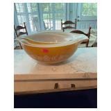 Vintage Pyrex Nesting Bowls