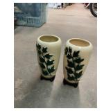 2 Ivy Vases