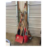 Large Yard Garden Tools Lot