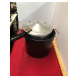 Pressure Cooker and Pot
