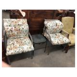 2 Outdoor Patio Chairs & Table