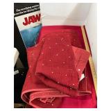 Comforter and Pillow Shams Set