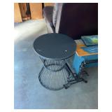 Round Metal Stand