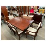 Broyhill Table with 6 Chairs and Leaf