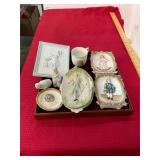 Vintage Wall Pockets and Collectibles Lot