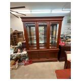 Broyhill China Cabinet