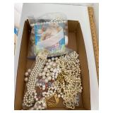 Bead Tray Lot