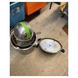 Pressure Cooker Lot