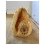 Conch Shell Clock