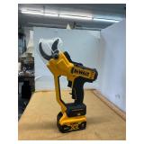 Dewalt Pruner with Battery