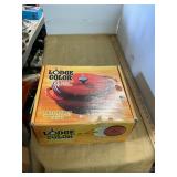Lodge Enamel Cast Iron Dutch Oven